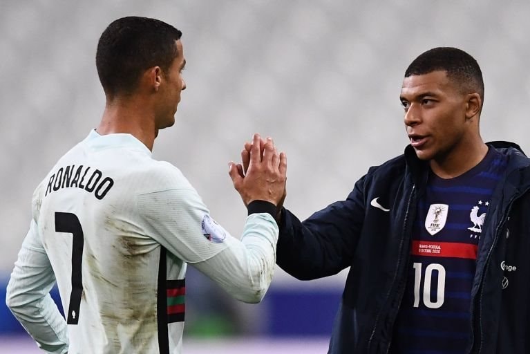 ronaldo-mbappe-2062-1719874853.jpg