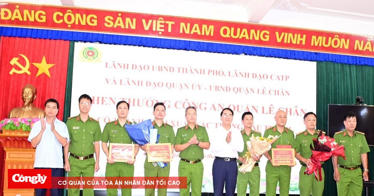 Hải Phòng: Khen thưởng lực lượng phá án, thu giữ gần 12kg ma túy
