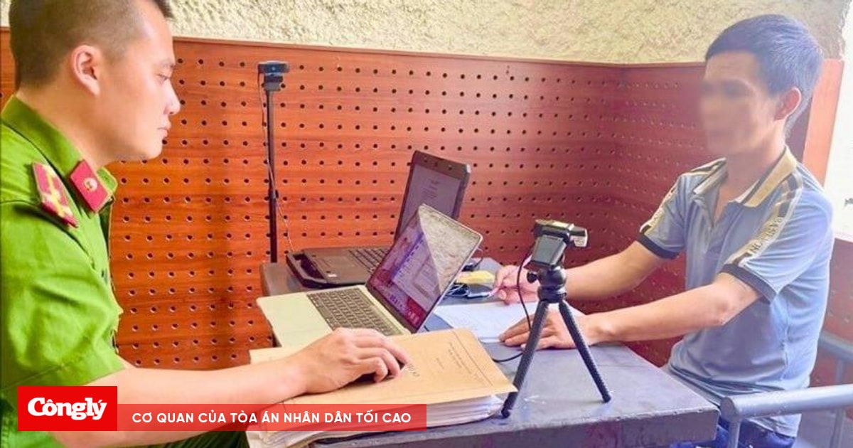 Lắp camera quay lén trong nhà nghỉ để tống tiền