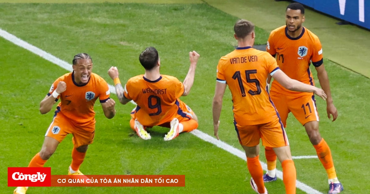 Đánh bại Thổ Nhĩ Kỳ, Hà Lan vào bán kết Euro sau 20 năm