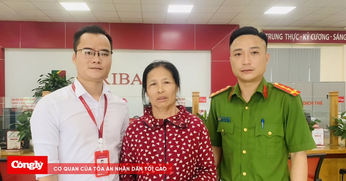 Đi vay vàng bán lấy tiền chuyển khoản cho đối tượng lừa đảo