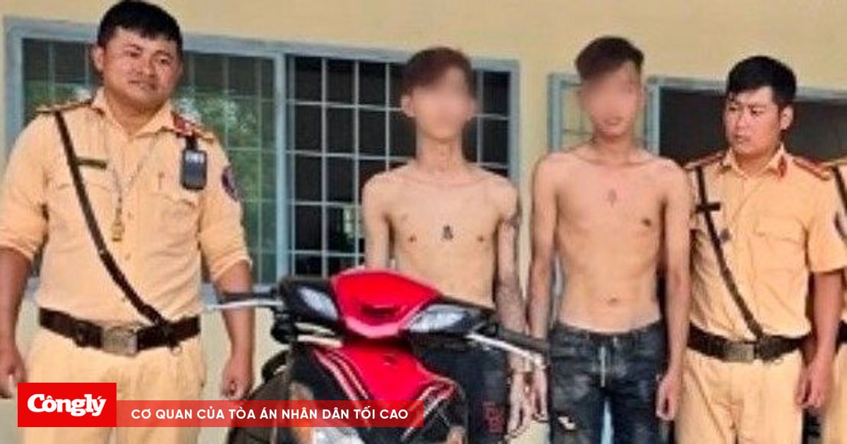 Dùng dao chém người cướp tài sản