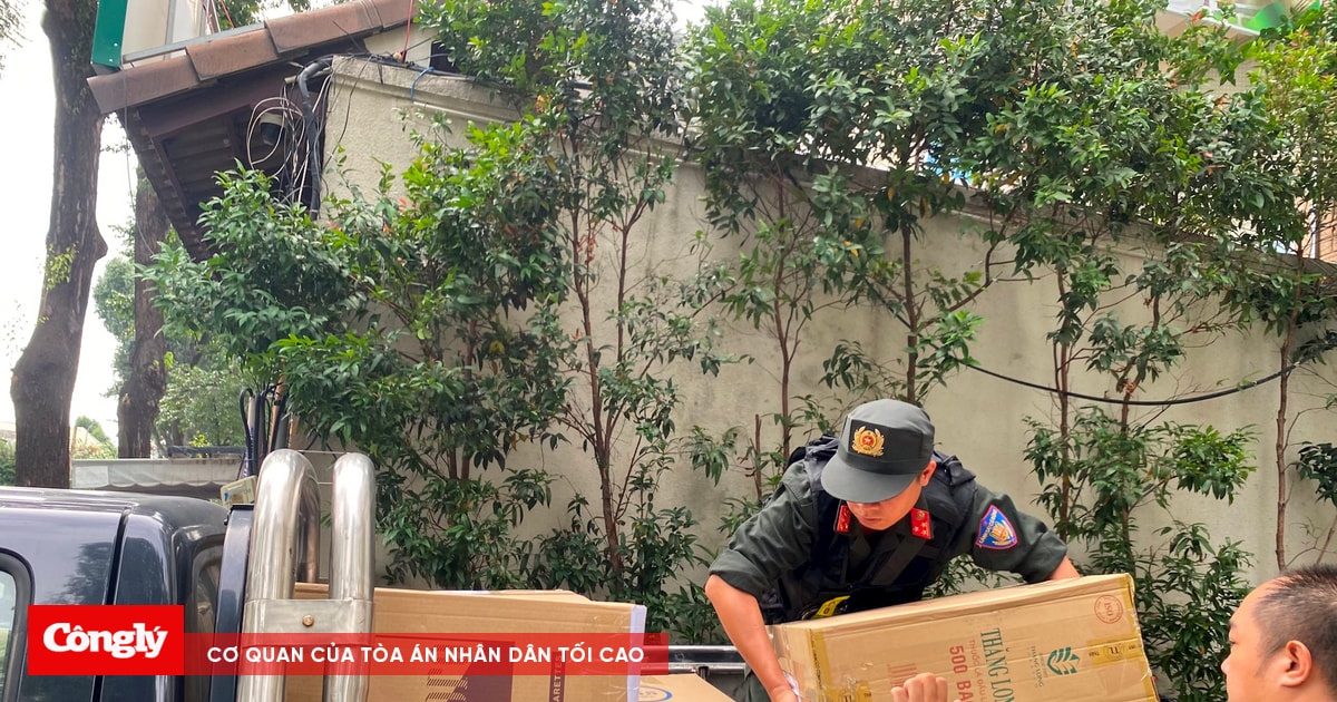 Khám nhà CEO Quốc Cường Gia Lai: Đưa nhiều thùng tài liệu, két sắt ra ngoài