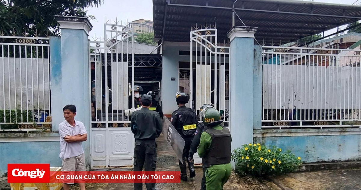 Hơn 22 giờ “nghẹt thở” vận động, khống chế đối tượng cầm 2 dao, dọa tự sát