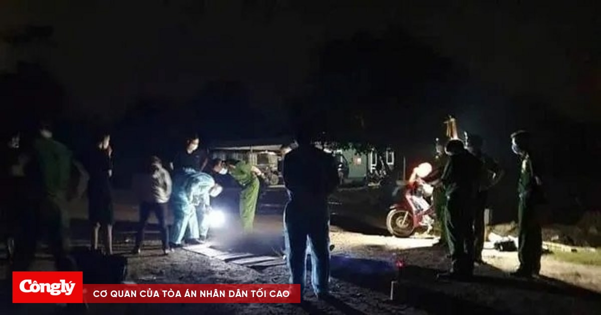 Tìm thấy nạn nhân đầu tiên trong sau vụ sập cầu Phong Châu