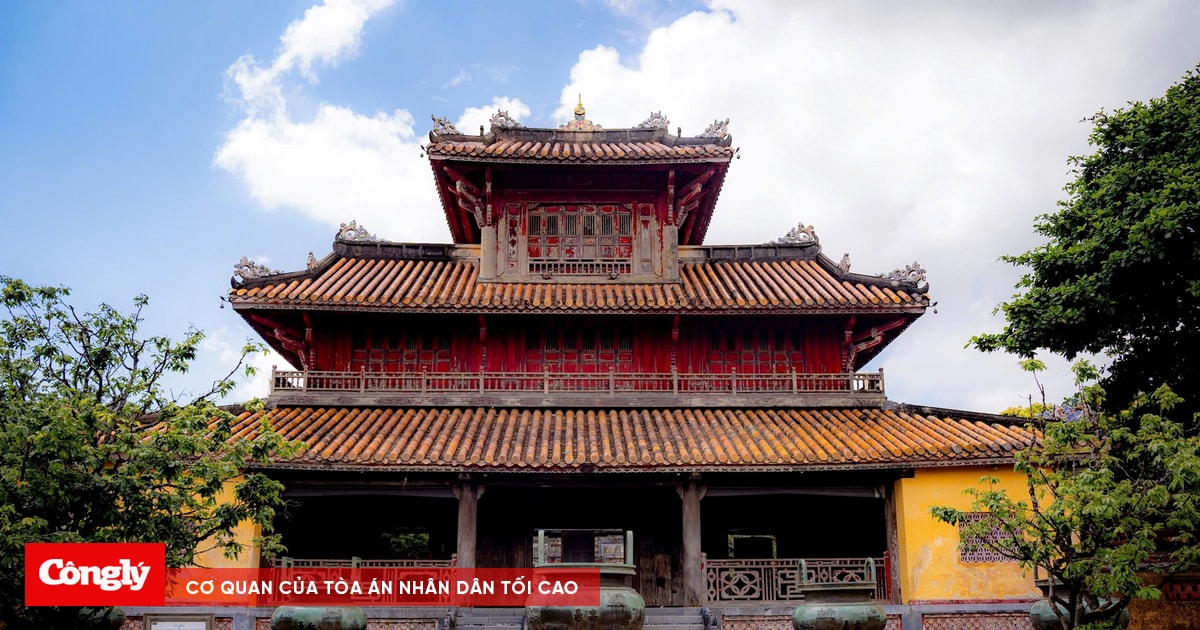 Những Bản đúc trên cửu đỉnh trong Hoàng cung Huế là duy nhất