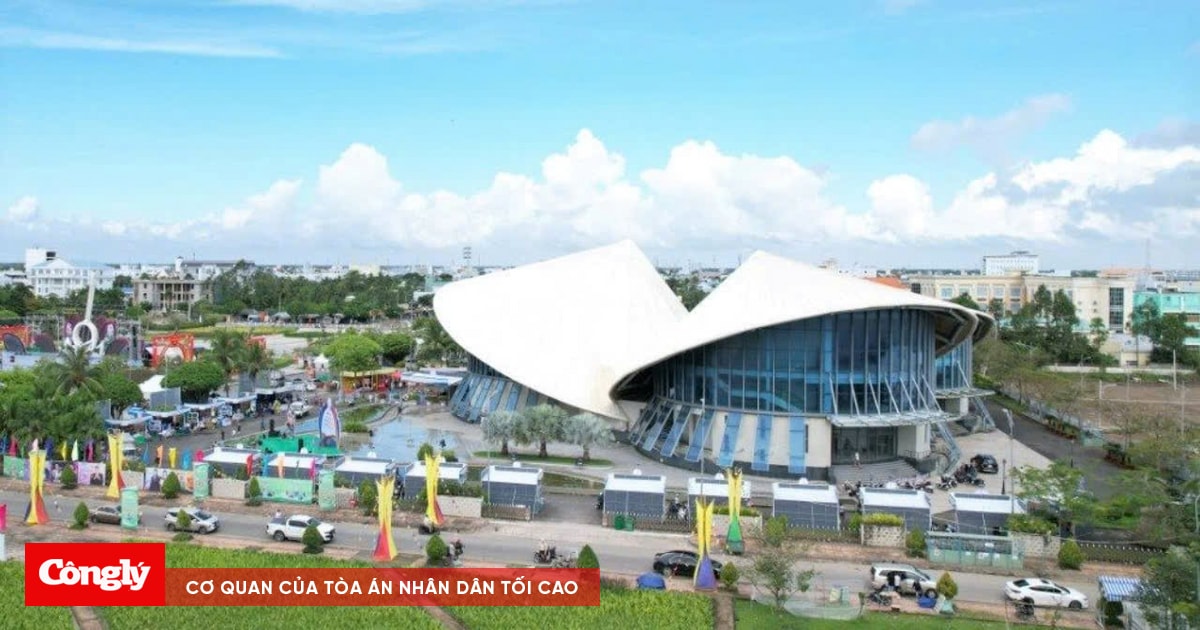 Nhà hát Cao Văn Lầu (Bạc Liêu): Điểm du lịch tiêu biểu ĐBSCL năm 2024