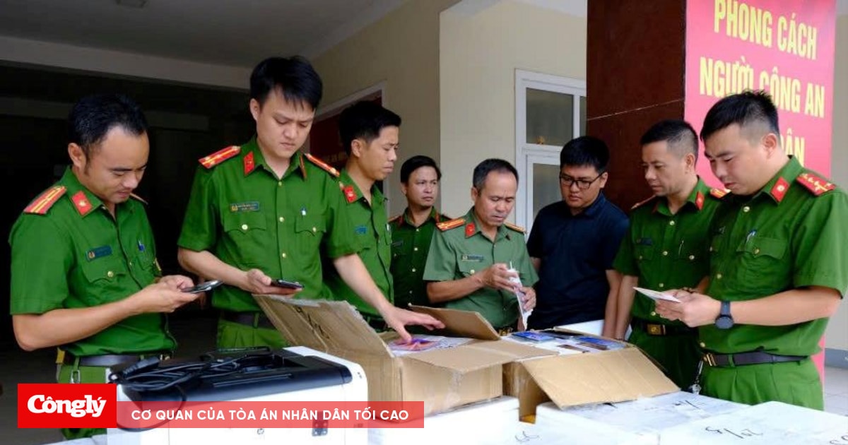 Phá đường dây buôn bán hàng giả, thu giữ 6.000 điện thoại
