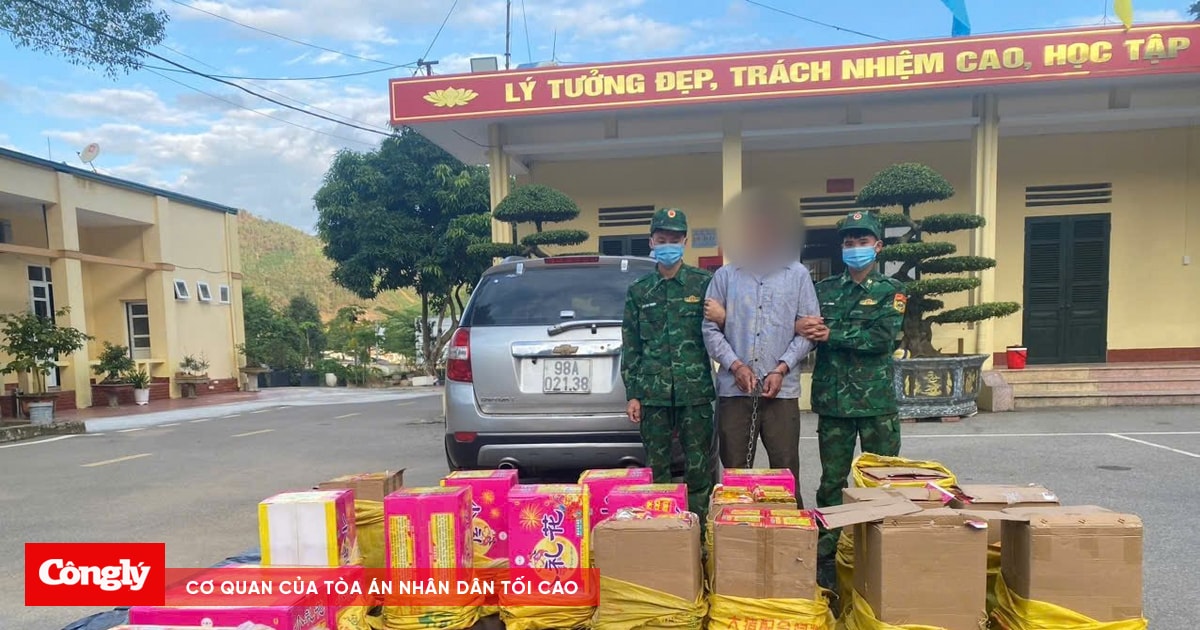 Bắt đối tượng vận chuyển lượng lớn pháo nổ