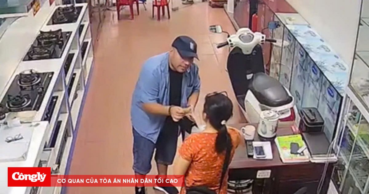 Nhóm người nước ngoài đi xe ô tô chiếm đoạt tài sản